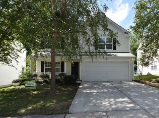 911 Pebblestone Dr, Durham, NC 27703