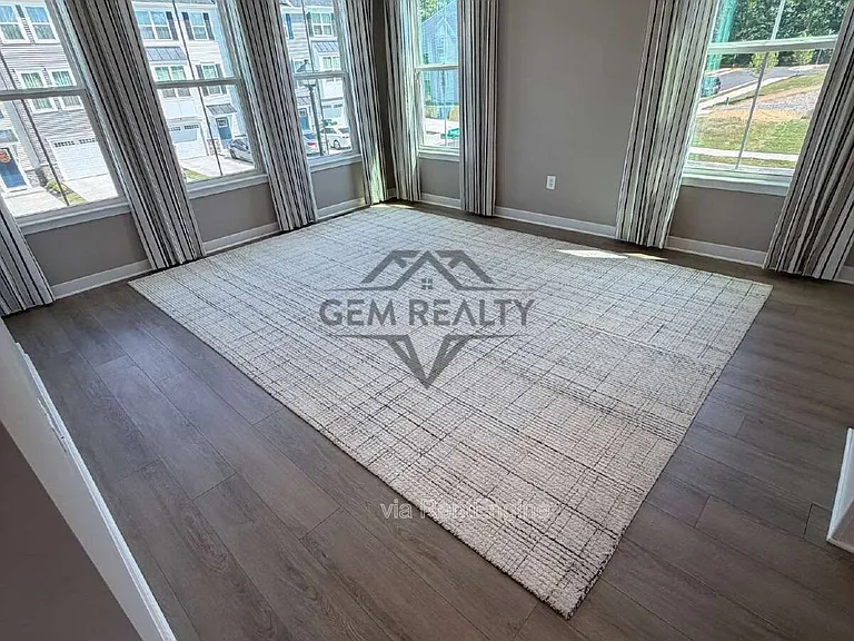 8700 Stevenson Ln — Photo 16