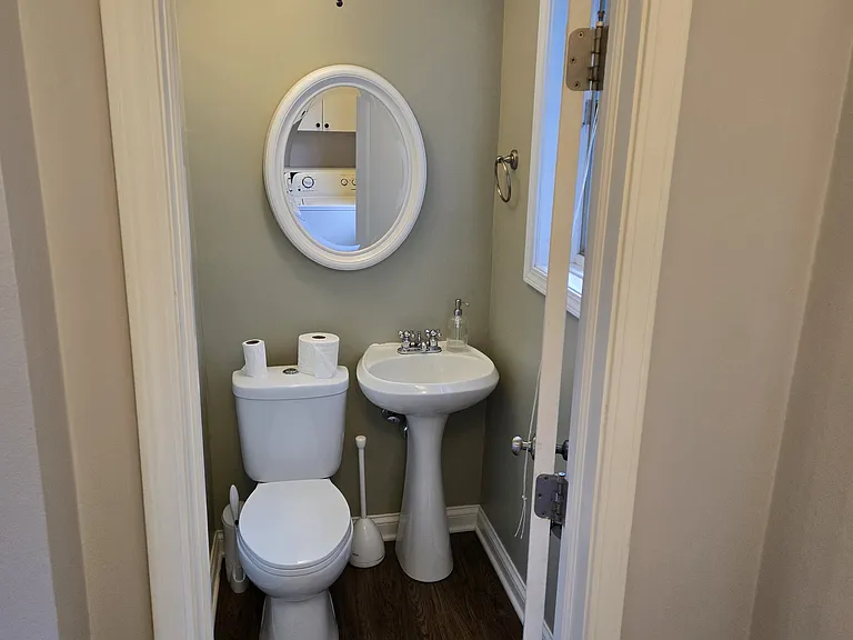Bath Room off Dining Room