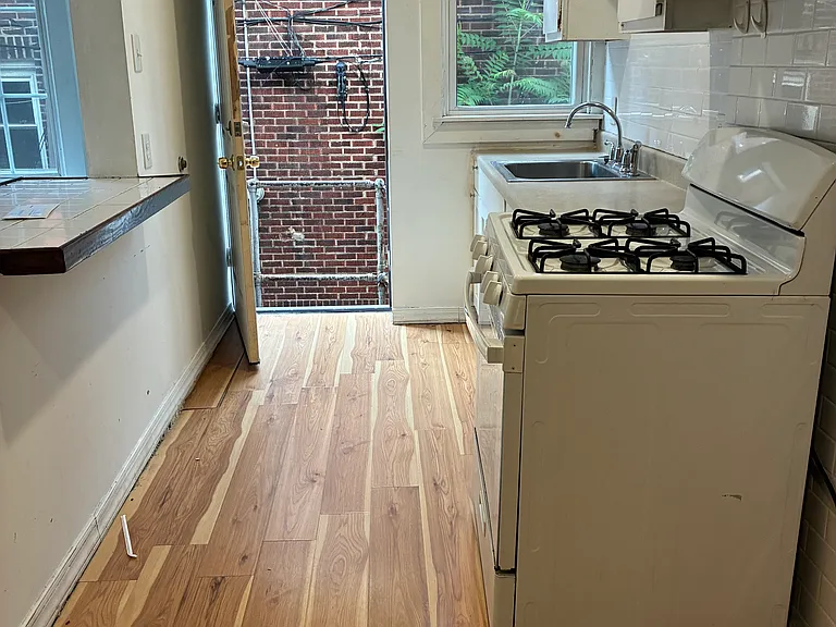 5883 Darlington Rd — Photo 1