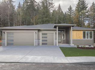 1600 NE Cascadia Ridge Dr, Estacada, OR 97023