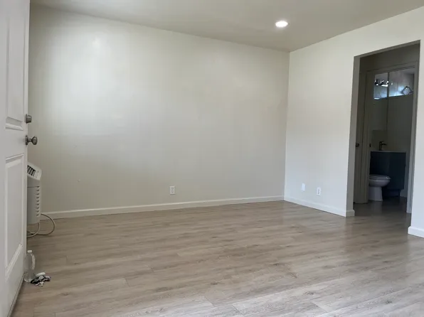 827 U St APT B, Sacramento, CA 95818