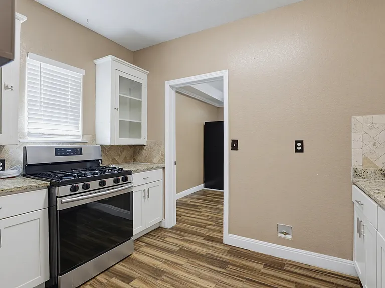 236 E Dullnig Ct #1 — Photo 10