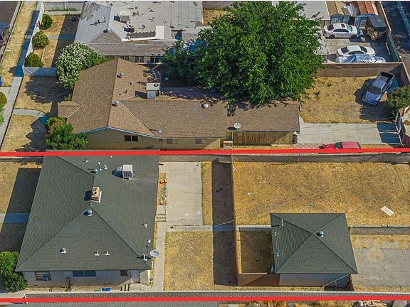 2nd image of 44632 Fern Ave