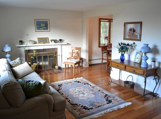 37 Corcoran Rd, Burlington, MA 01803