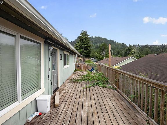 5th image of 29785 Turner St