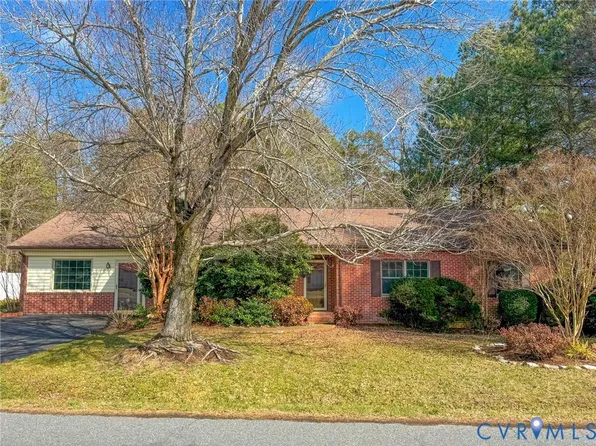 1574 W Maryland Ave, Crewe, VA 23930