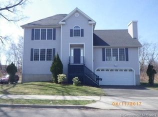 156 3rd Ave, West Haven, CT 06516