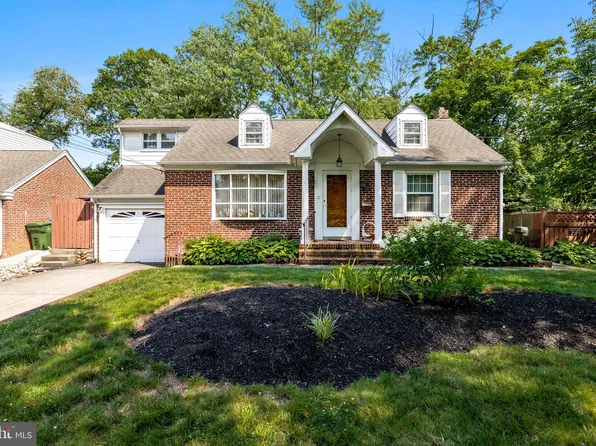 55 Conwell Ave, Cherry Hill, NJ 08002