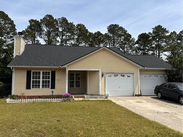 806 S Buckeye Dr, Raeford, NC 28376