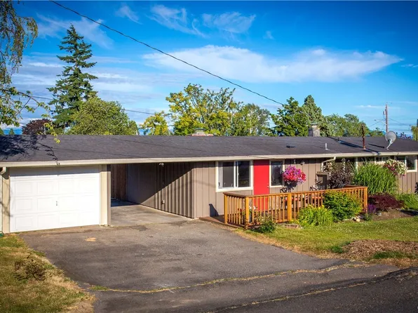 5824 Seamount Dr, Ferndale, WA 98248