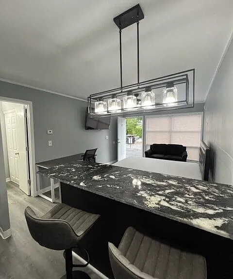 401 Smith St #B13 — Photo 4