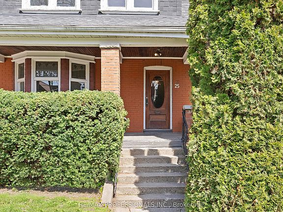 2nd image of 25 Wilson Park Rd