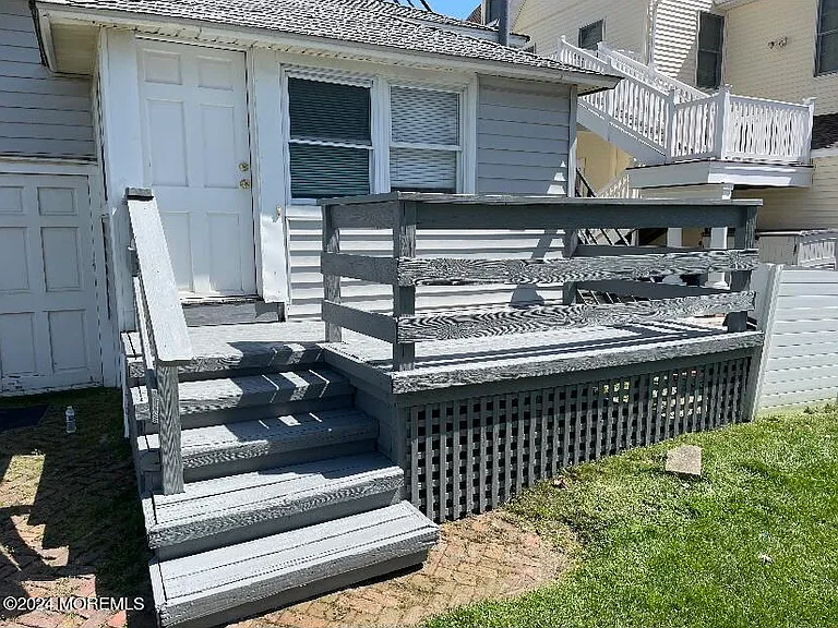 1100 Ocean Ave — Photo 8