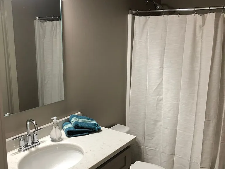 1916 Spruce Meadows Dr SE — Photo 22