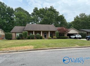 1704 Carriage Way SE, Decatur, AL 35601
