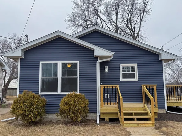 3624 E Euclid Ave, Des Moines, IA 50317