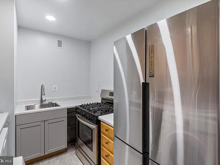 5340 Holmes Run Pkwy #1212 — Photo 19