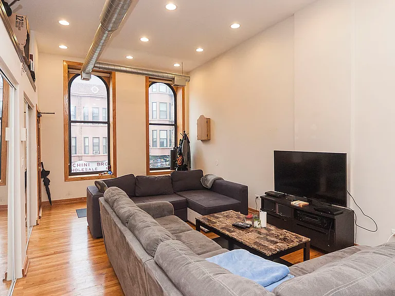 544 N Wells St #2 — Photo 12