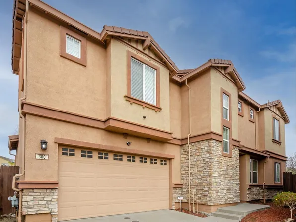 300 Caravaggio Cir, Sacramento, CA 95835