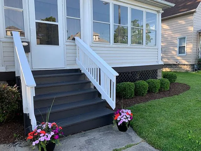 230 Riverview Ave — Photo 3