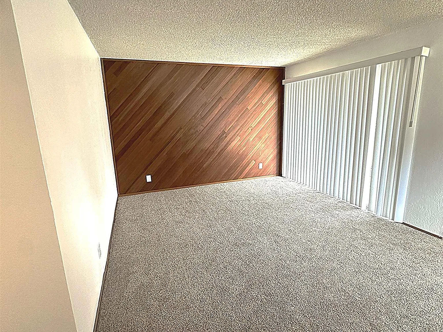 2 bed, 1308 sqft, $3,600 — Photo 2