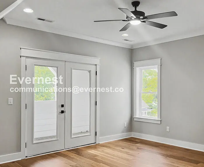 121 Lucile St — Photo 11