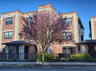 2448 NW Westover Rd UNIT 301, Portland, OR 97210