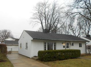 4518 Harding Rd, Kenosha, WI 53142
