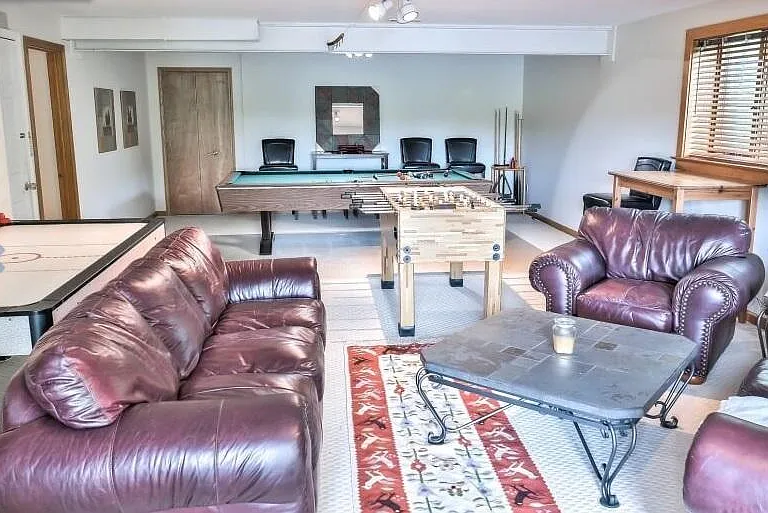 446 Rocky Hollow Dr — Photo 37