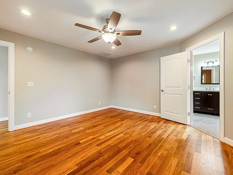 235 College Park Dr — Photo 22