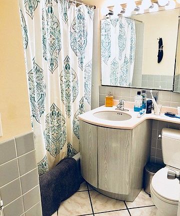 4th image of 3440 N Lake Shore Dr APT 8F