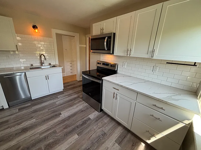 4535 N Newhall St #4535 — Photo 18
