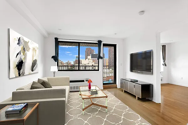 Rented by Compass | media 12