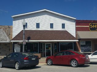 210  S. Main, Fayette, IA 52135