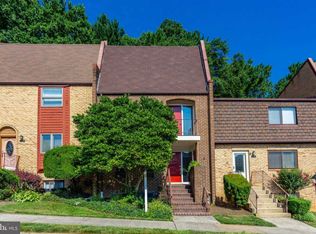 1726 Cy Ct, Vienna, VA 22182