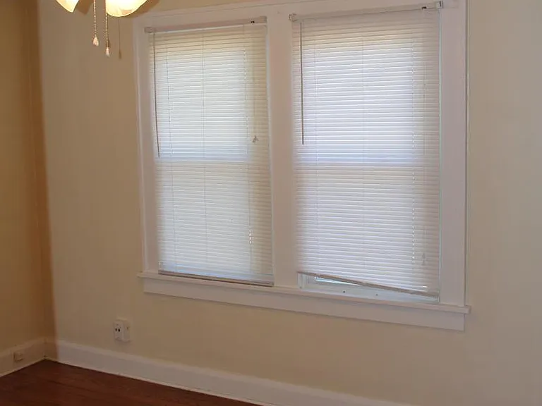 5316 Broadway St — Photo 9