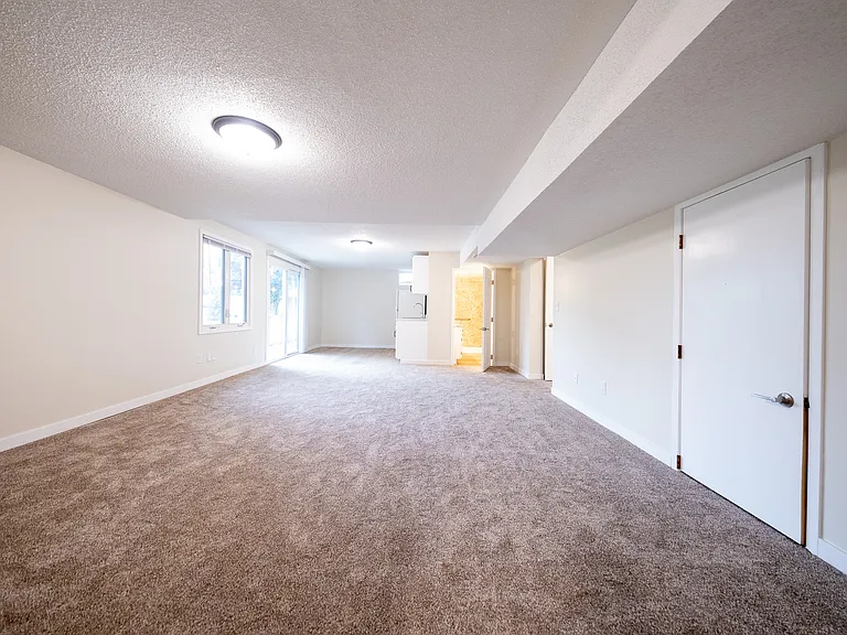 14200 Elgin Ct — Photo 26