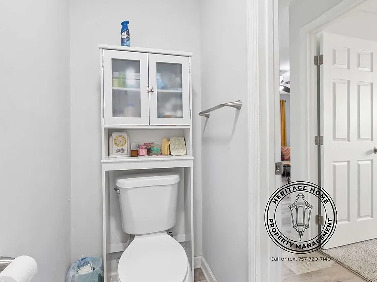 1225 Hampton Ave — Photo 8