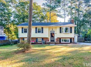6216 Lewisand Cir, Raleigh, NC 27615