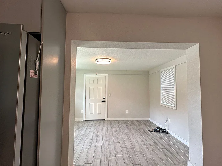 517 San Juan Blvd — Photo 6