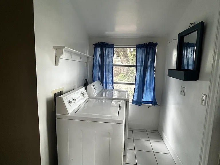 17 Sanchez Ave — Photo 22