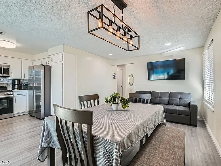 3665 Bronco Rd — Photo 9