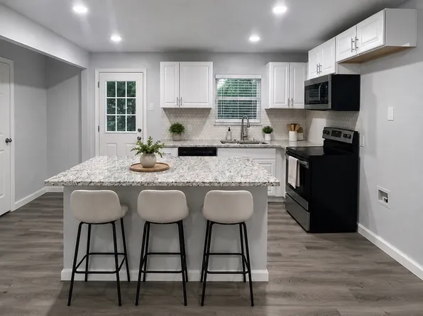 2811 Tisinger Ave, Dallas, TX 75228