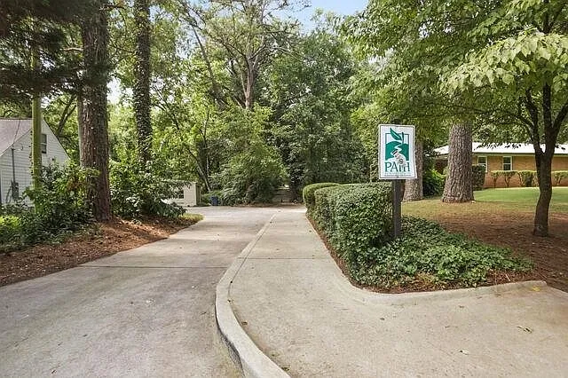 1860 Sandtown Rd SW — Photo 15