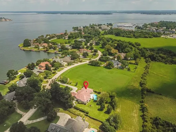 66 Lake Estates Dr, Montgomery, TX 77356