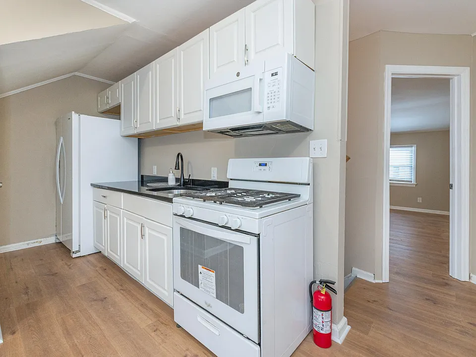 73 W Tremont Ter #2