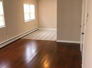 729 Pinecrest Dr APT 2, Madison, WI 53714