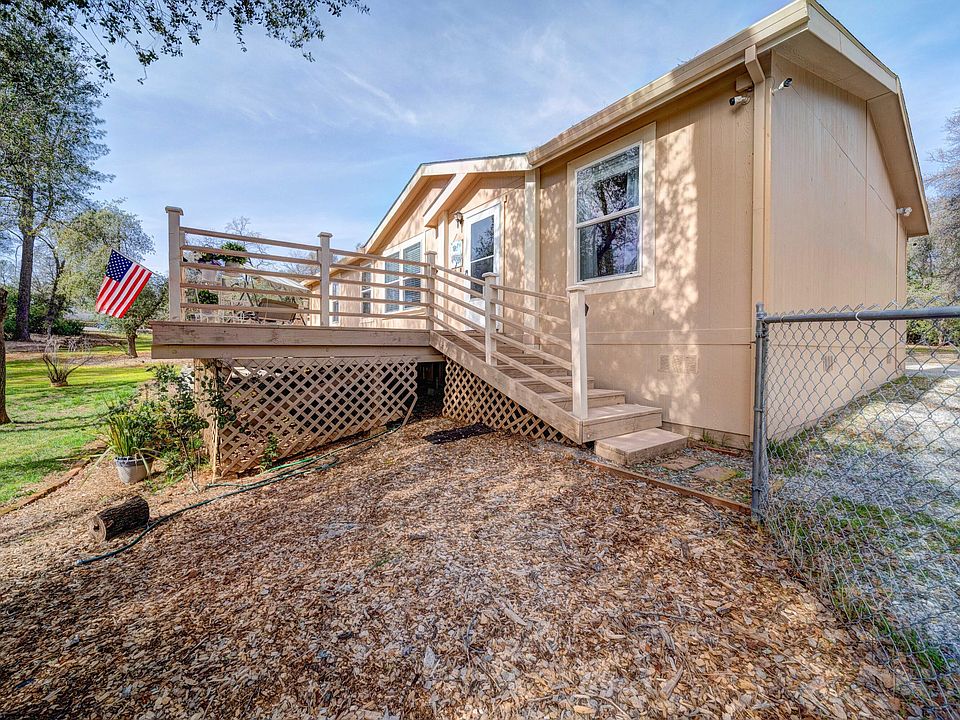 1st image of 17944 Pine Cone Dr