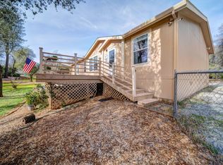17944 Pine Cone Dr, Redding, CA 96003